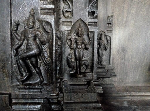 bhavani sangameshwarar temple sculpture
