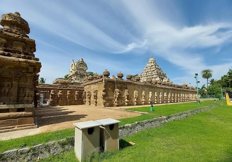 kanchi kailasanathar temple inside view