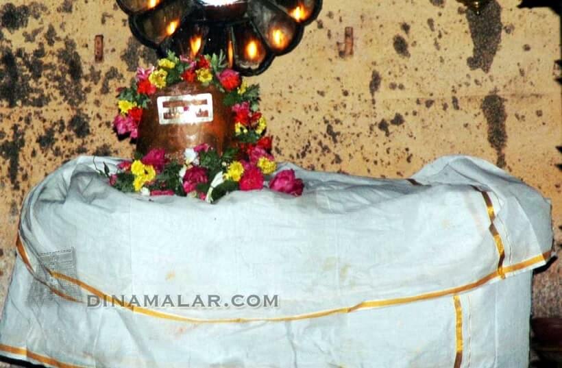 uraiyur panchavarneswarar temple inside view