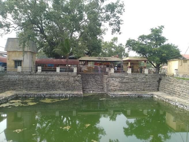 melmalayanur temple theertham