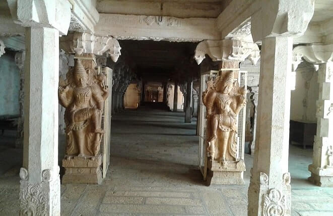 makara nedunkuzhaikathar temple inside hall