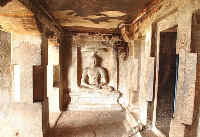 sittanavasal cave artha mandapam