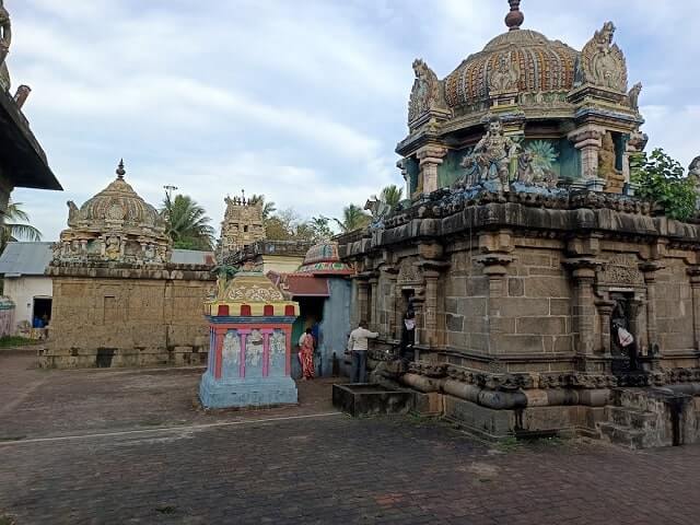 palvannanathar temple inside